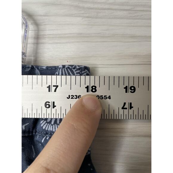 JACHS Girlfriend Shorts Womens XL Navy Blue Floral Print Stretch Zip Fly Pockets - Picture 4 of 10